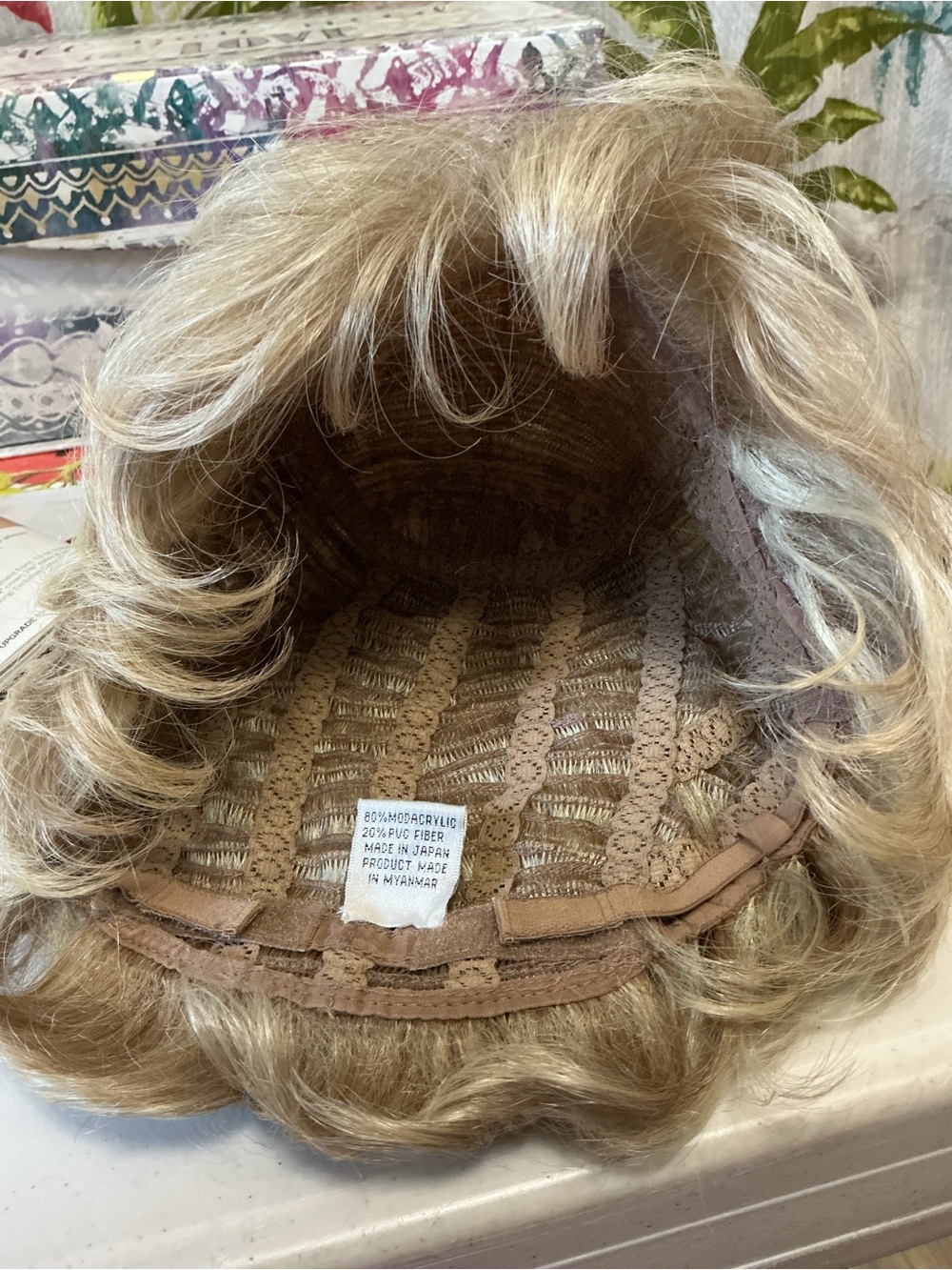 Paula YOUNG wig pixie cut model A2182 beautiful style just shake before you wear - Picture 12 of 12